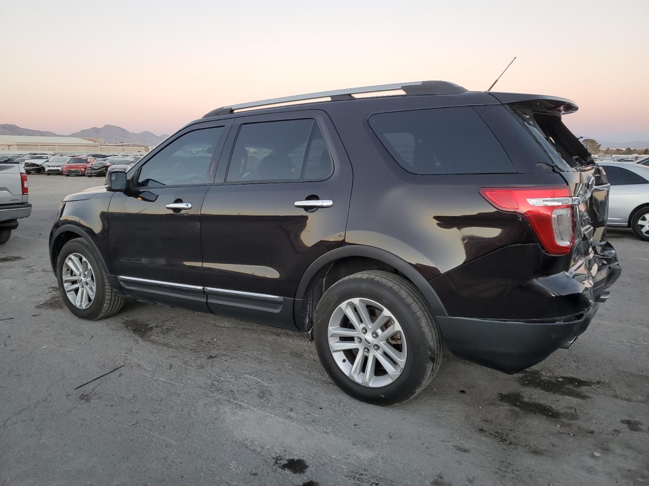 2013 FORD EXPLORER X - Image 2