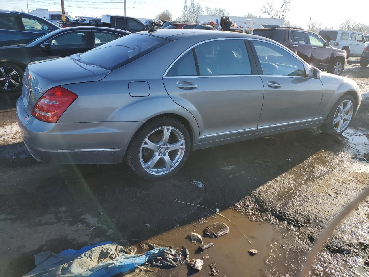 2013 MERCEDES-BENZ S 550 4MAT - Image 3