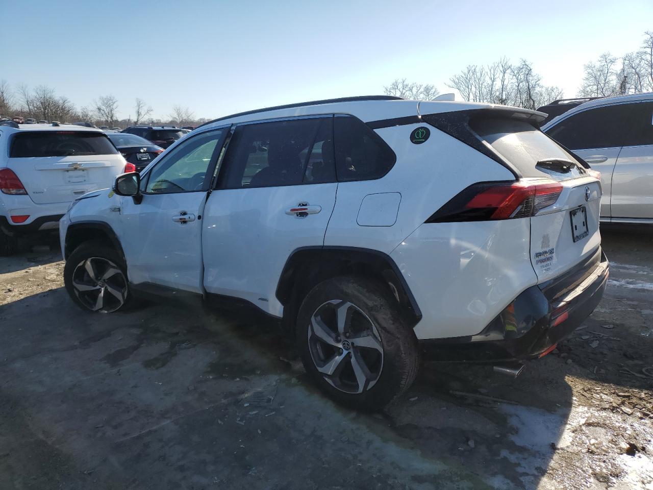 2023 TOYOTA RAV4 PRIME - Фото 2