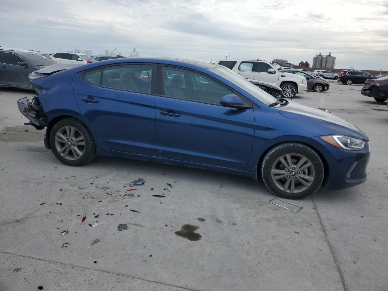 2018 HYUNDAI ELANTRA SE - Фото 4