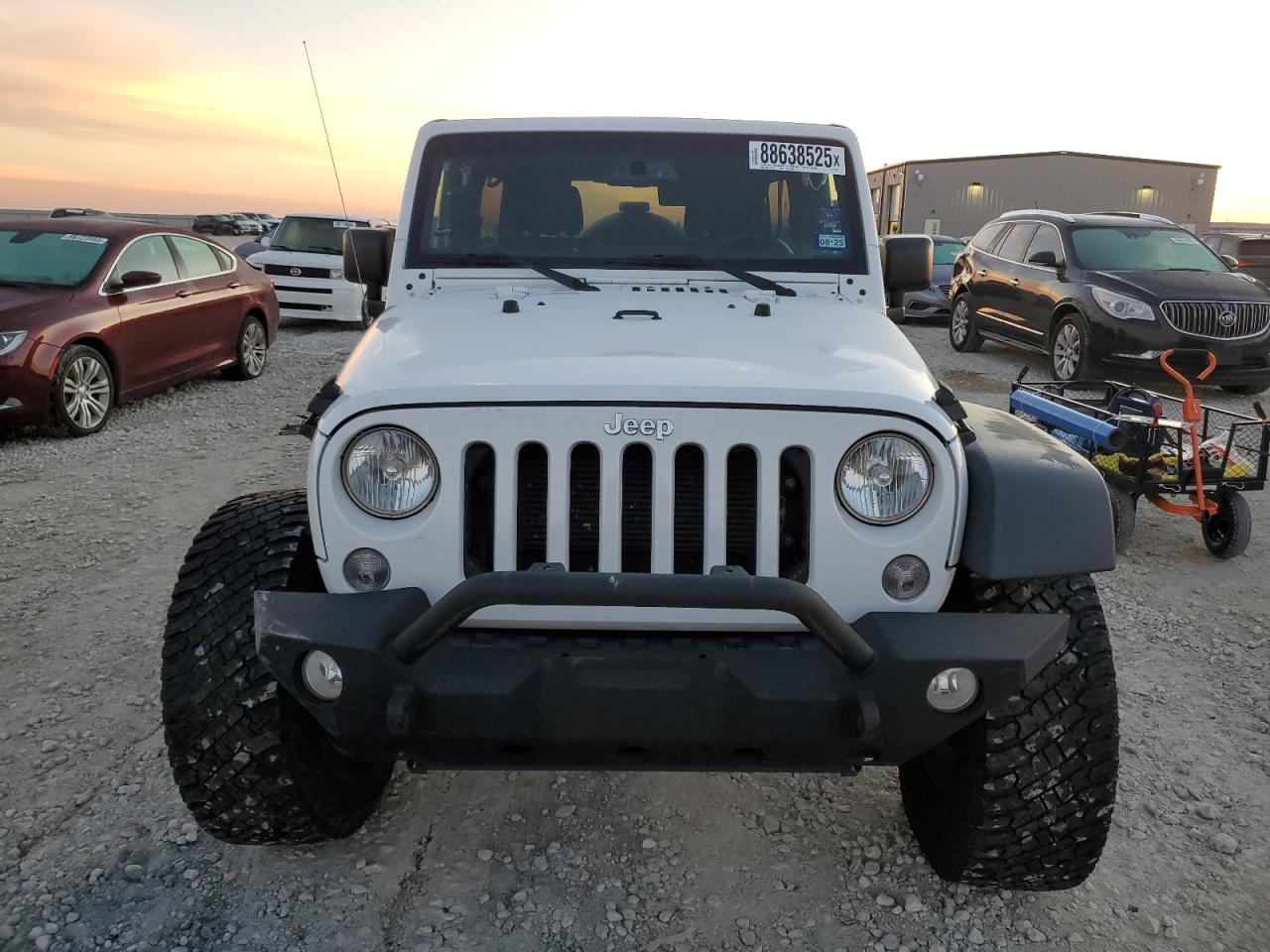 2017 JEEP WRANGLER U - Image 5