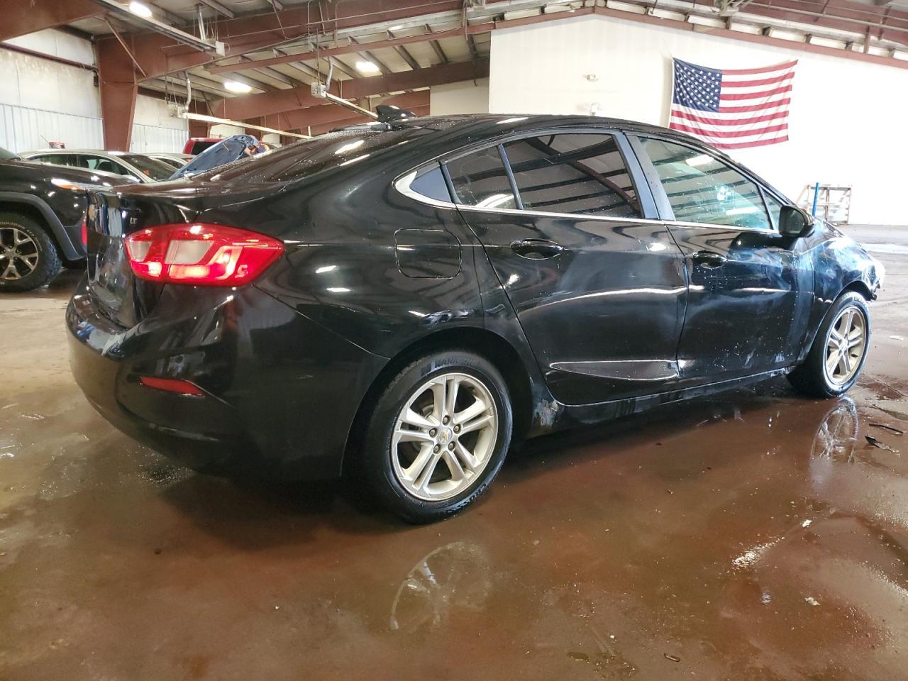 2017 CHEVROLET CRUZE LT - Image 3