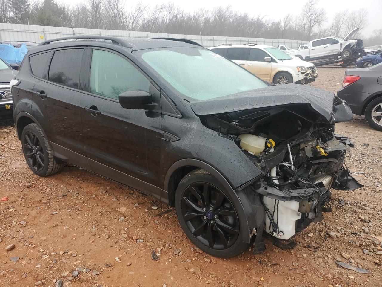2017 FORD ESCAPE SE - Фото 4