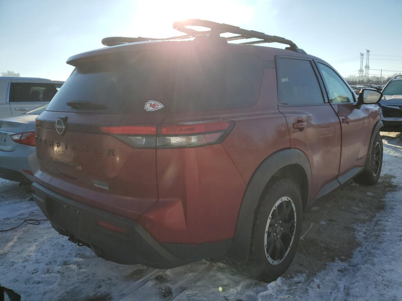 2023 NISSAN PATHFINDER - Фото 3