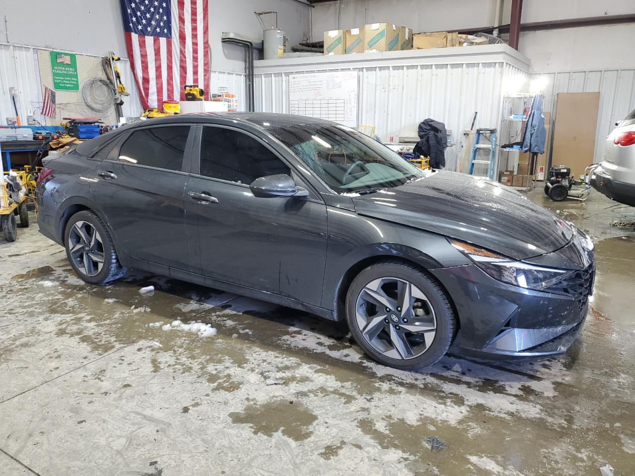 2023 HYUNDAI ELANTRA SE - Фото 4