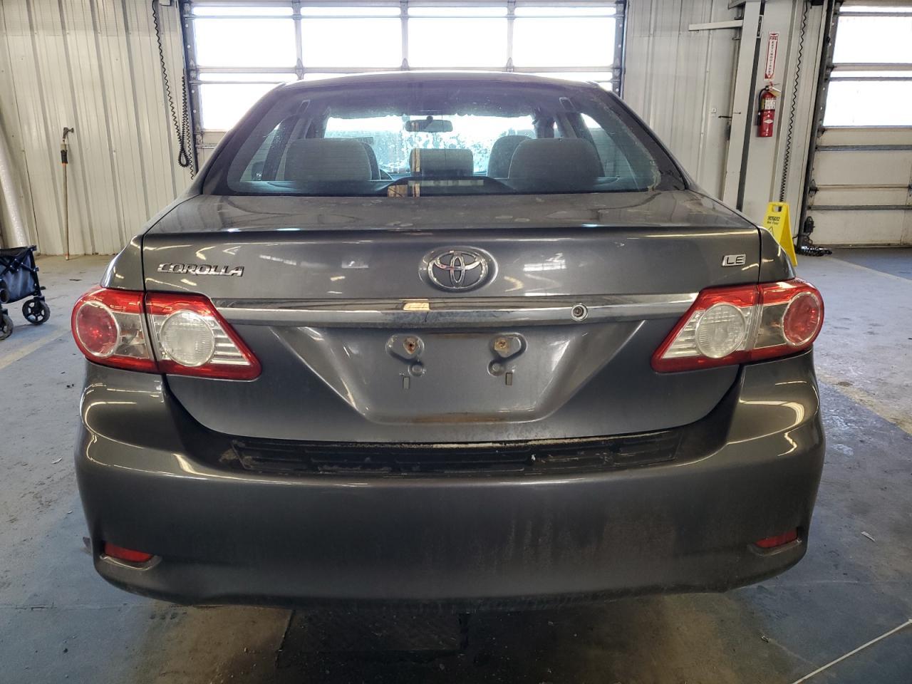 2013 TOYOTA COROLLA BA - Фото 6