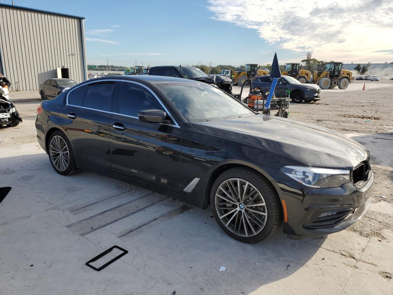 2018 BMW 530 XI - Image 4