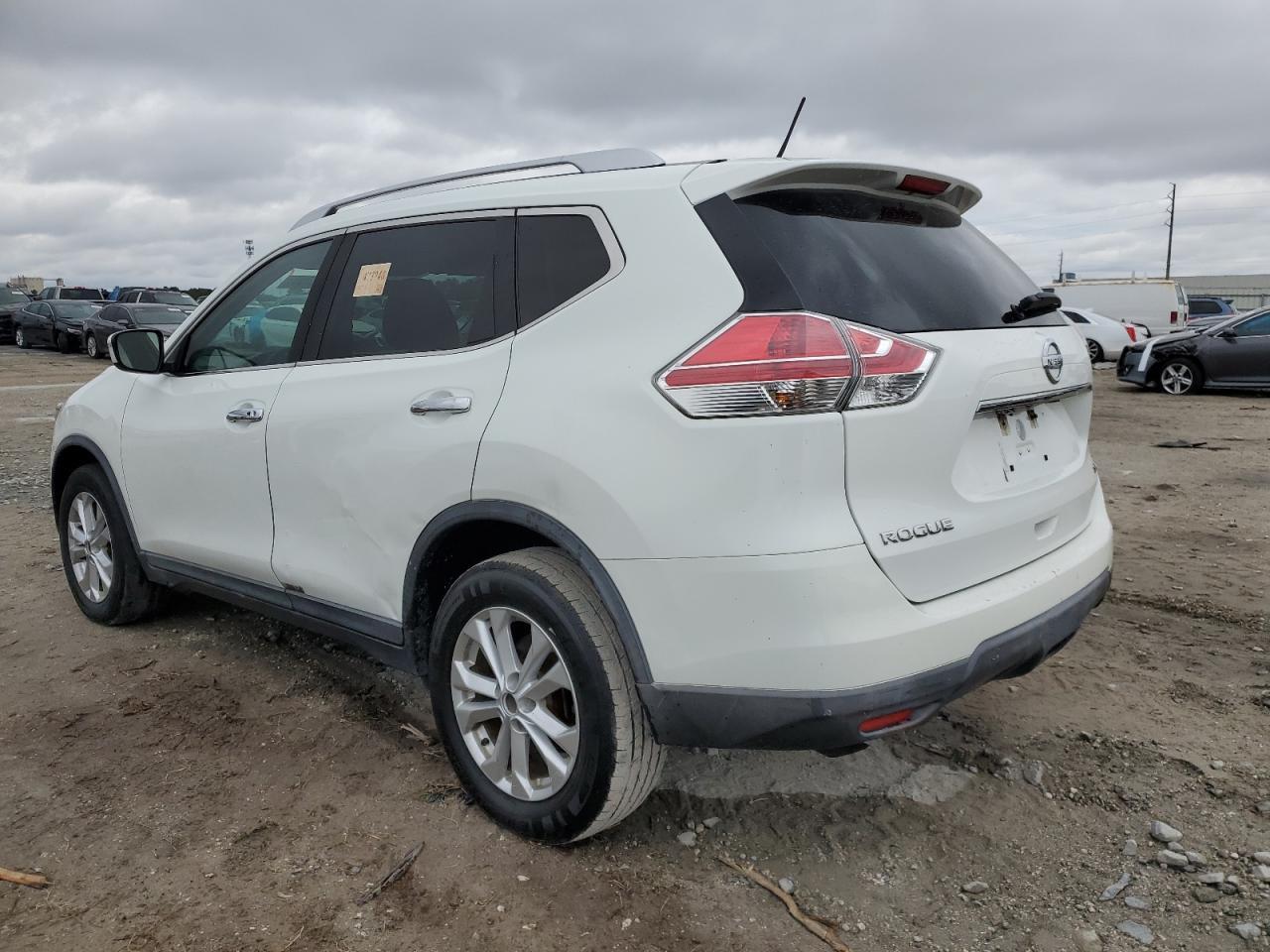 2016 NISSAN ROGUE S - Фото 2