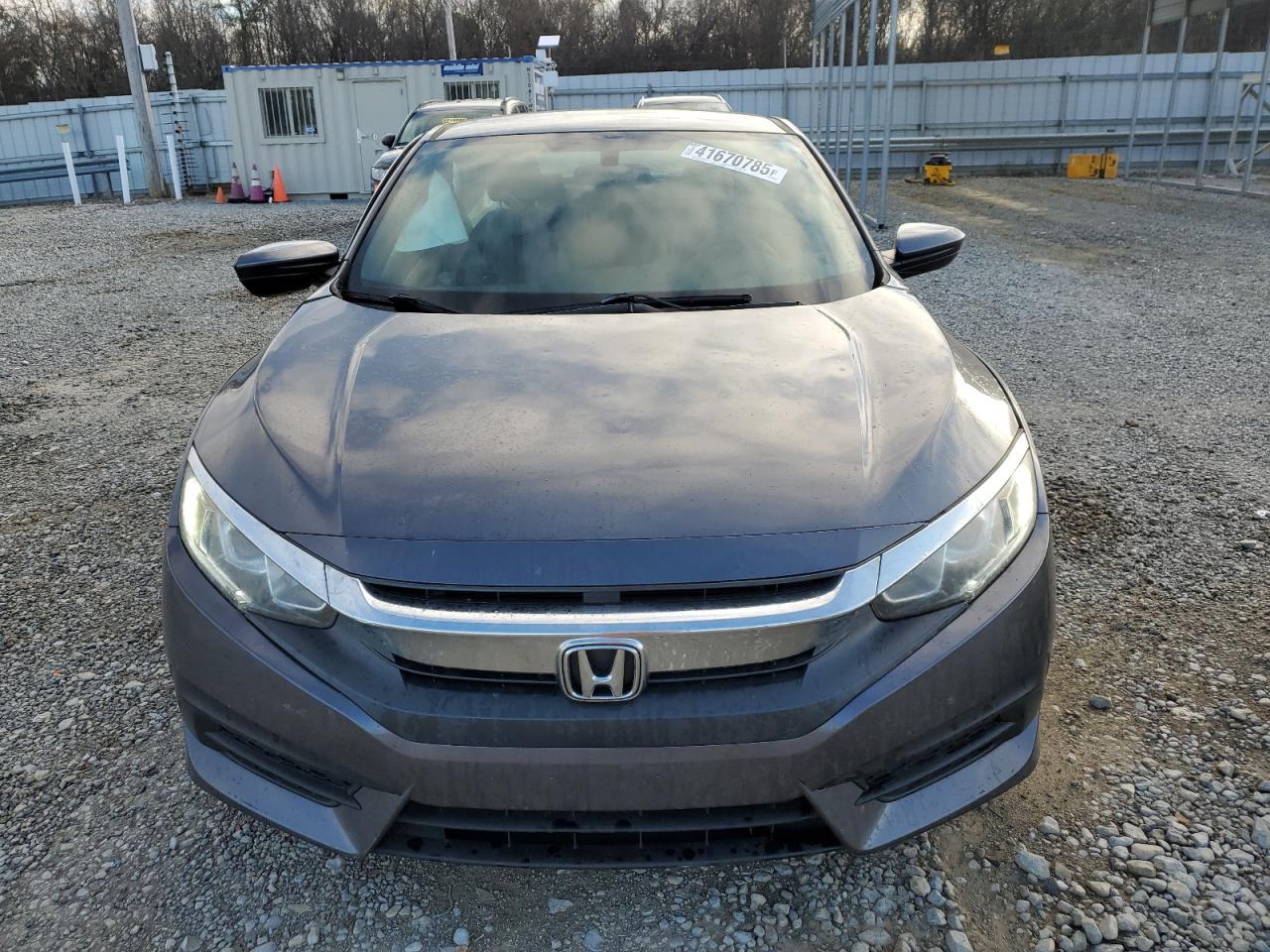2016 HONDA CIVIC LX - Image 5