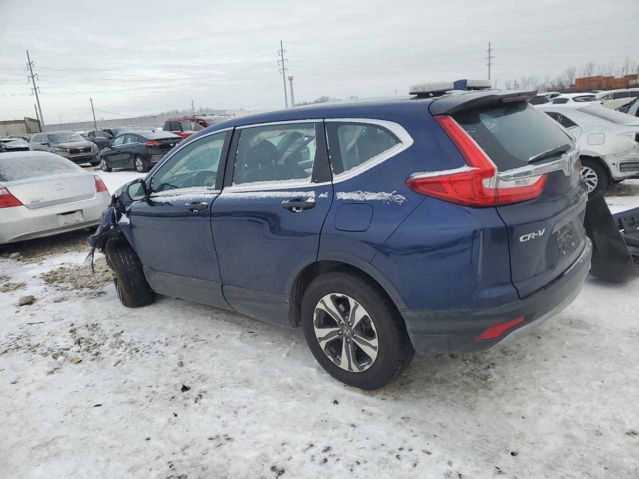 2017 HONDA CR-V LX - Фото 2