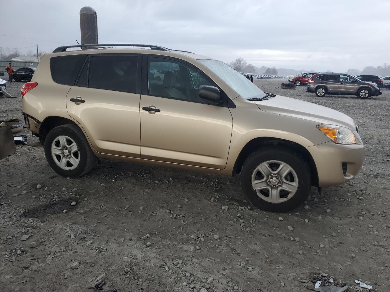 2011 TOYOTA RAV4 - Image 4