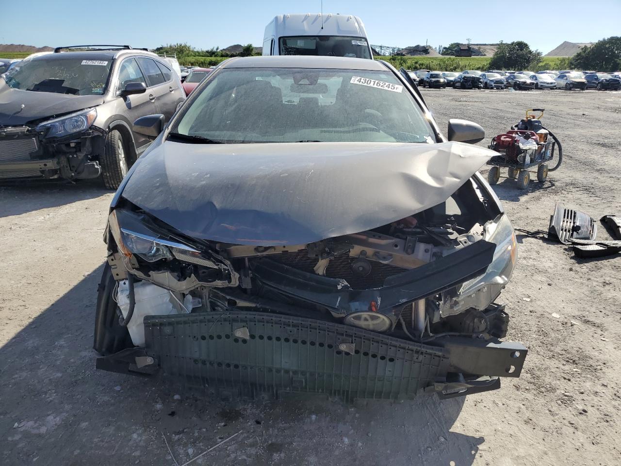 2018 TOYOTA COROLLA L - Image 5