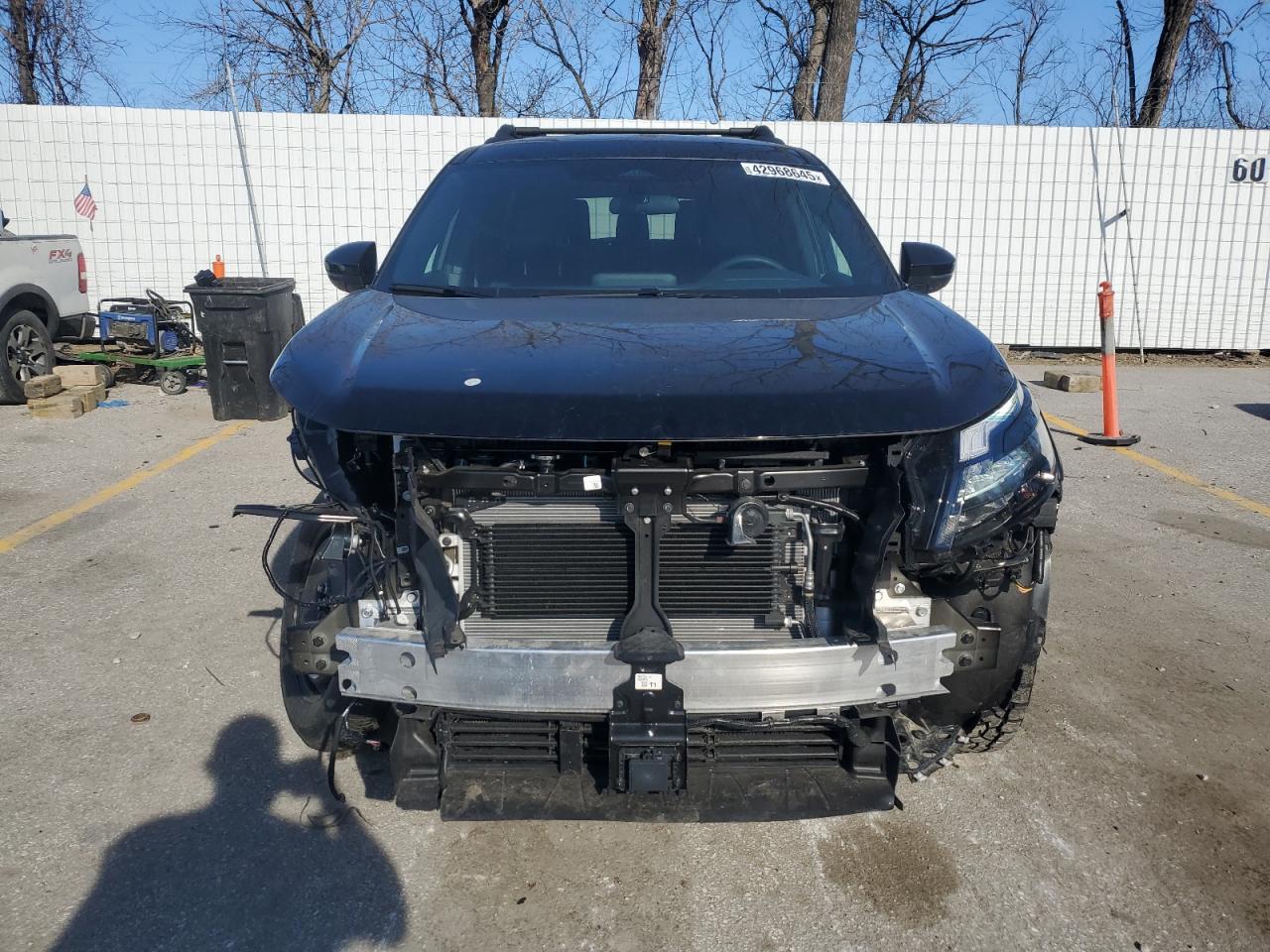 2024 NISSAN PATHFINDER - Фото 5