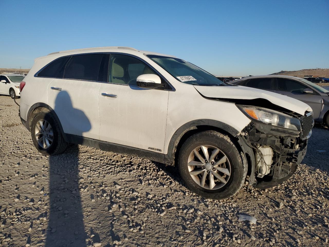2017 KIA SORENTO LX - Image 4