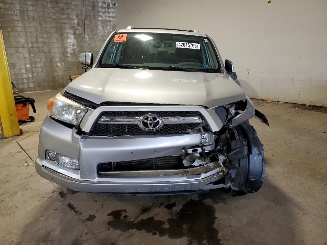 2011 TOYOTA 4RUNNER SR - Image 5