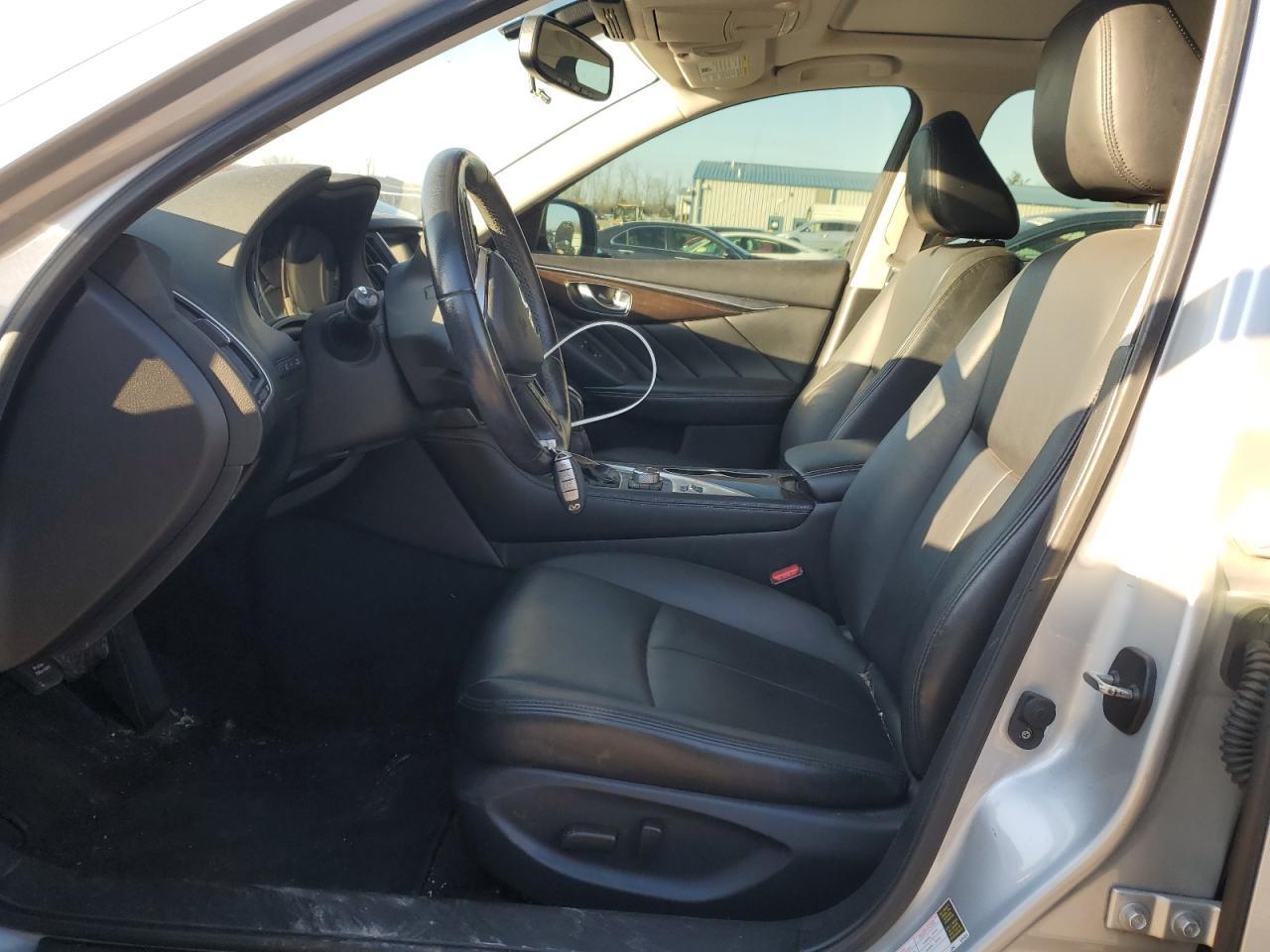 2018 INFINITI Q50 LUXE - Image 7
