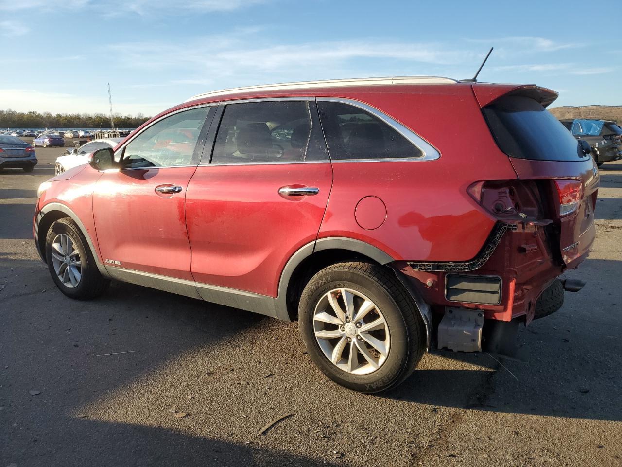 2017 KIA SORENTO LX - Фото 2