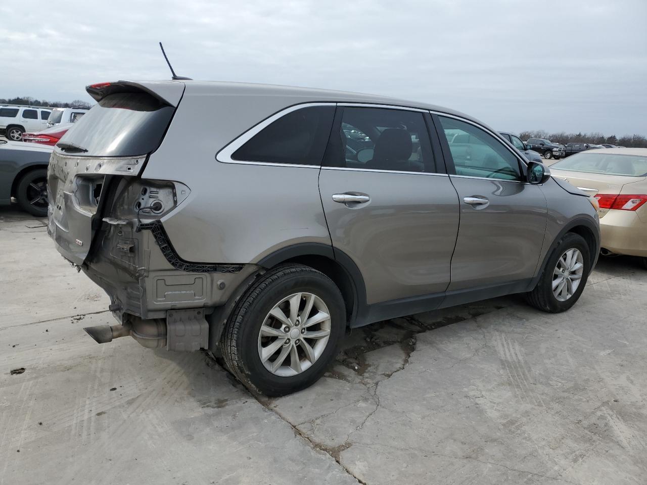 2016 KIA SORENTO LX - Image 3