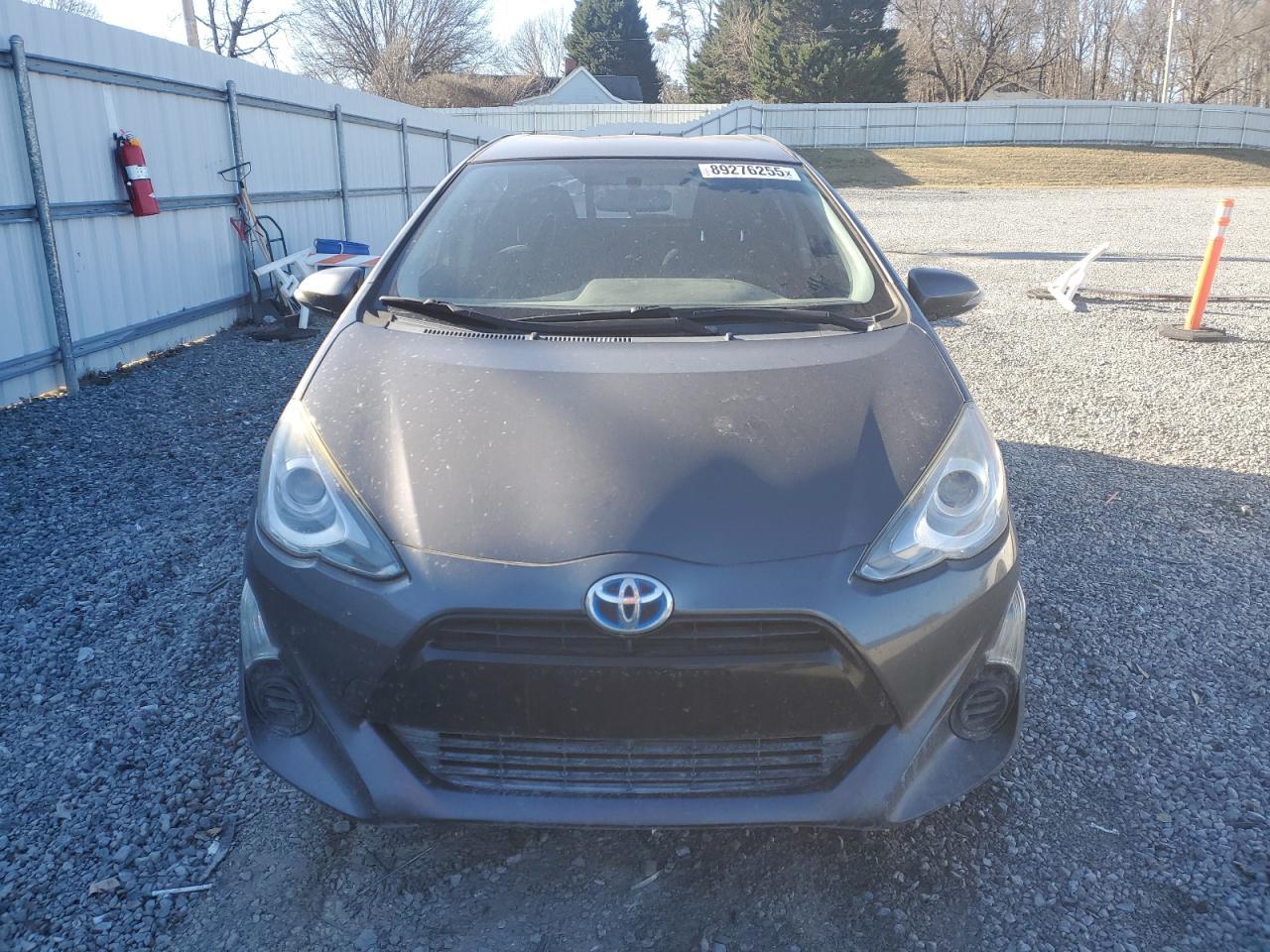 2015 TOYOTA PRIUS C - Image 5