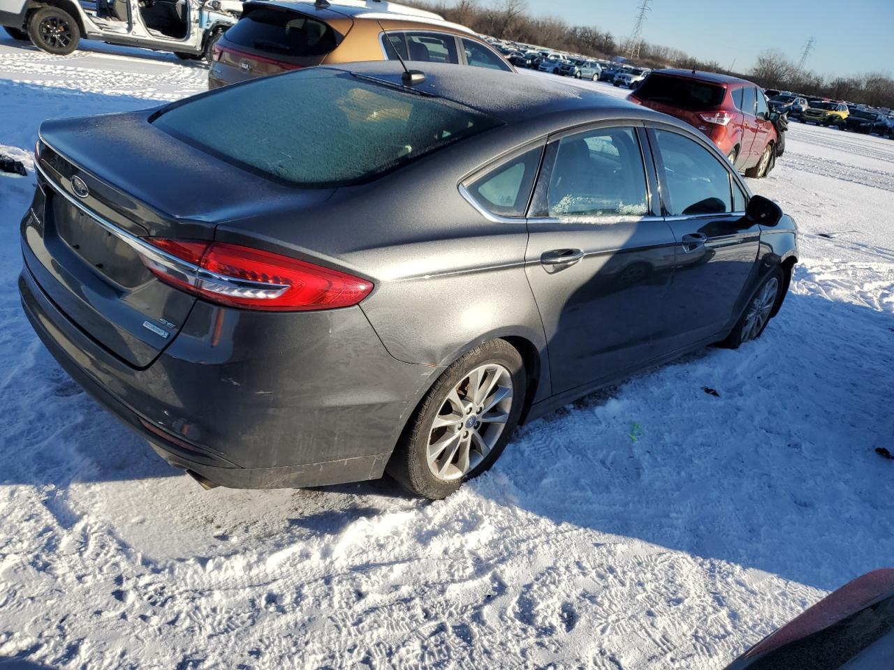 2017 FORD FUSION SE - Image 3