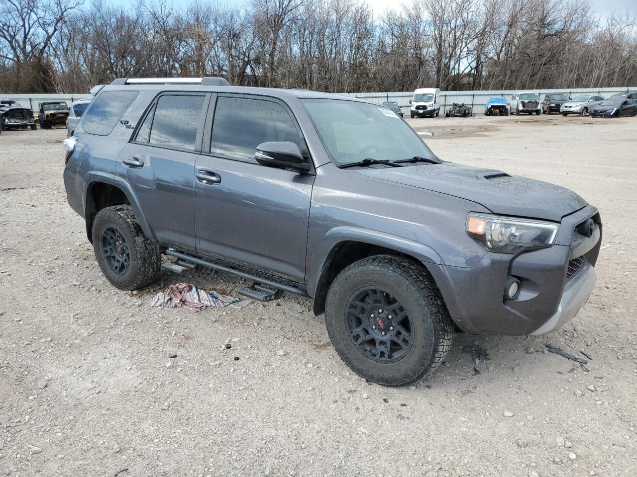 2018 TOYOTA 4RUNNER SR - Фото 4