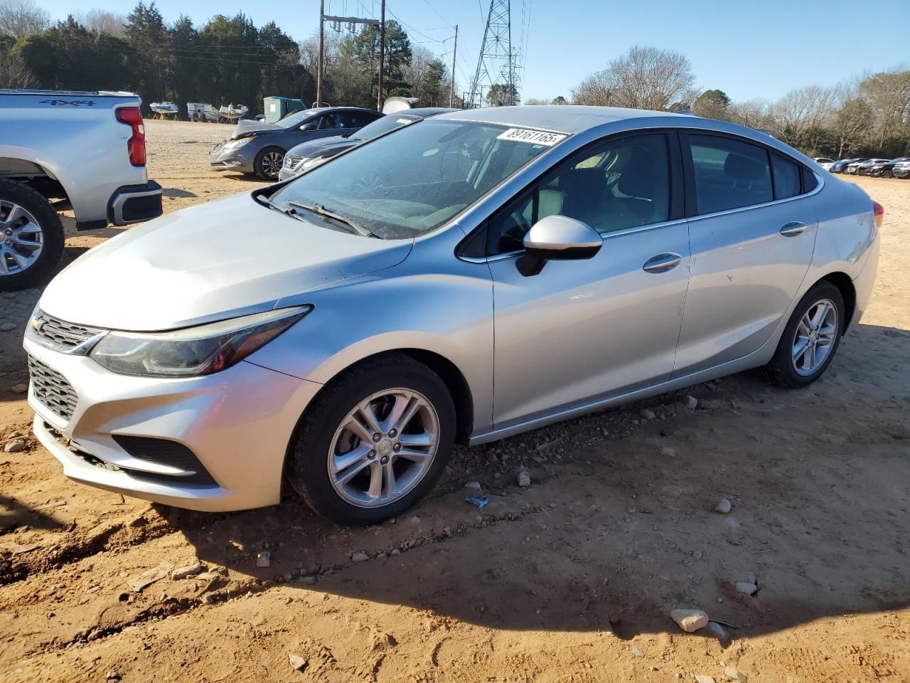 2017 CHEVROLET CRUZE LT
