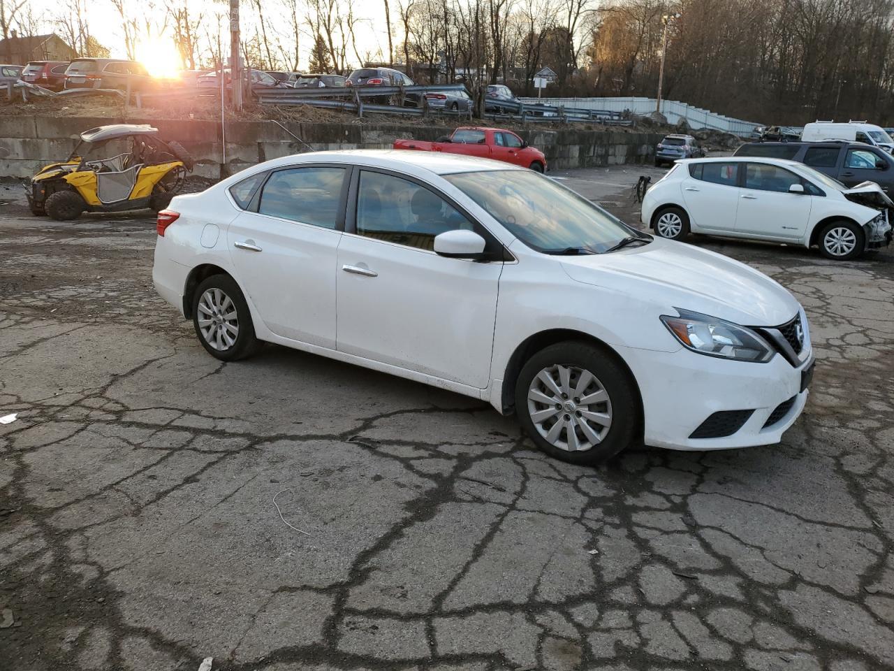 2017 NISSAN SENTRA S - Фото 4