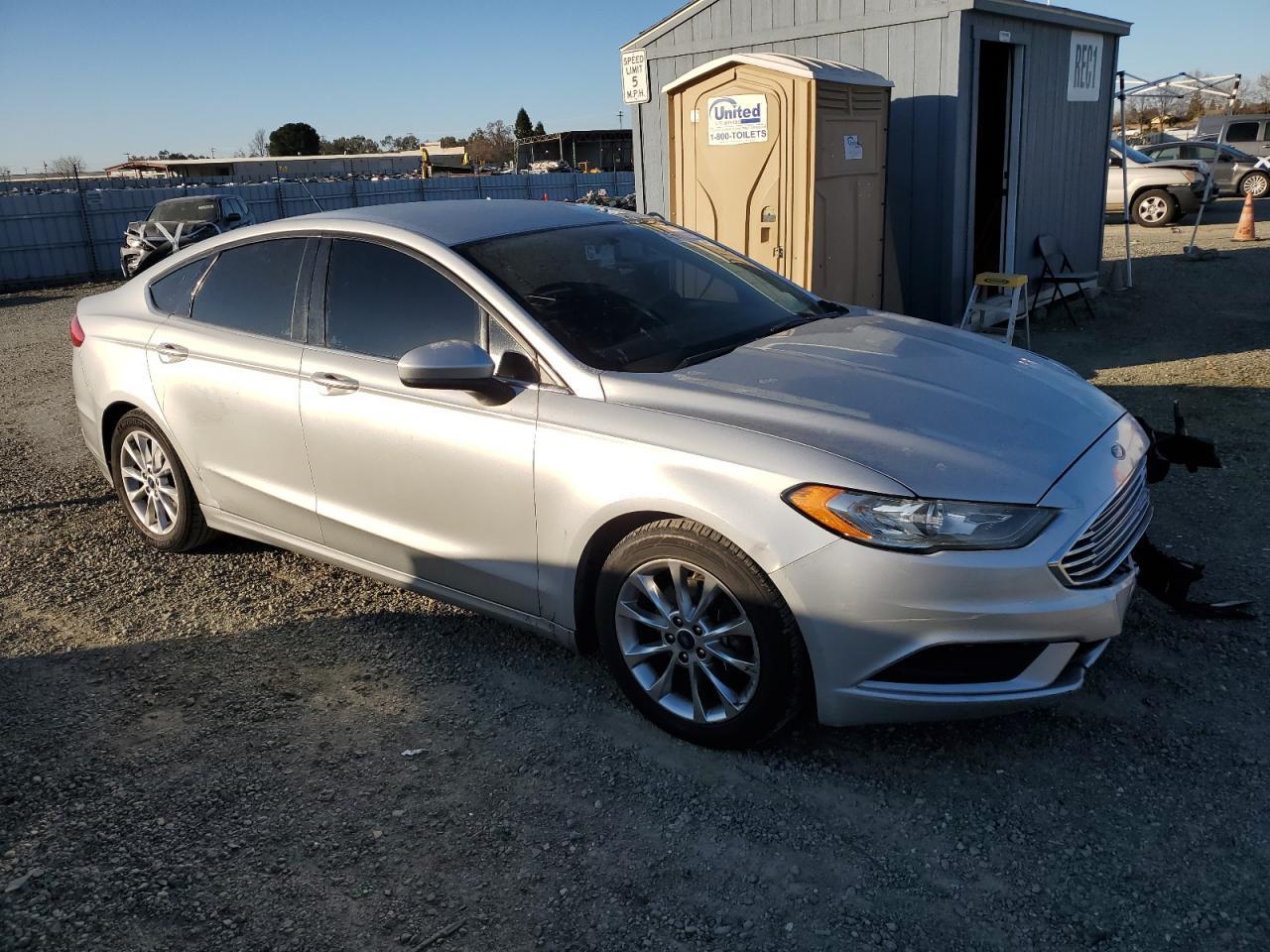 2017 FORD FUSION SE - Фото 4