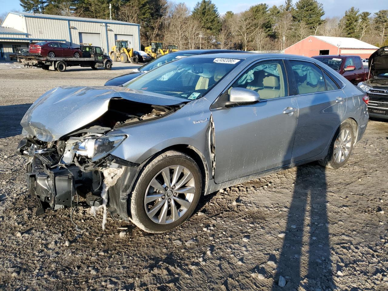 2016 TOYOTA CAMRY HYBR