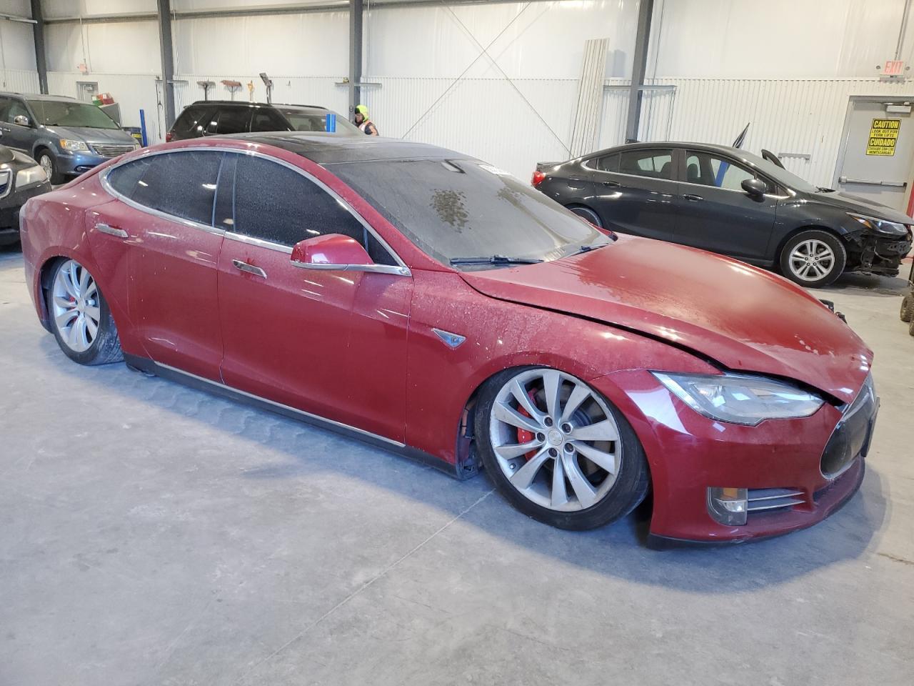 2015 TESLA MODEL S - Image 4
