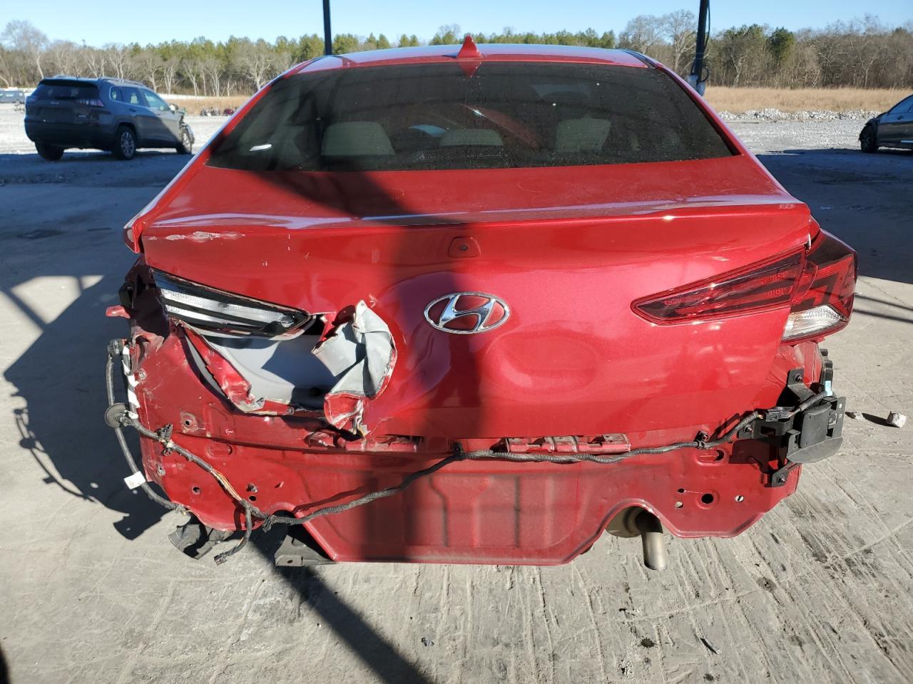 2019 HYUNDAI ELANTRA SE - Фото 6