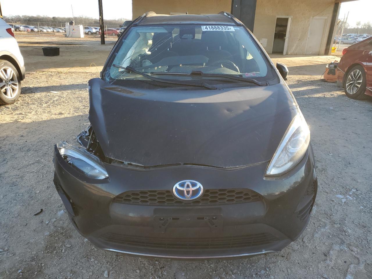 2018 TOYOTA PRIUS C - Image 5