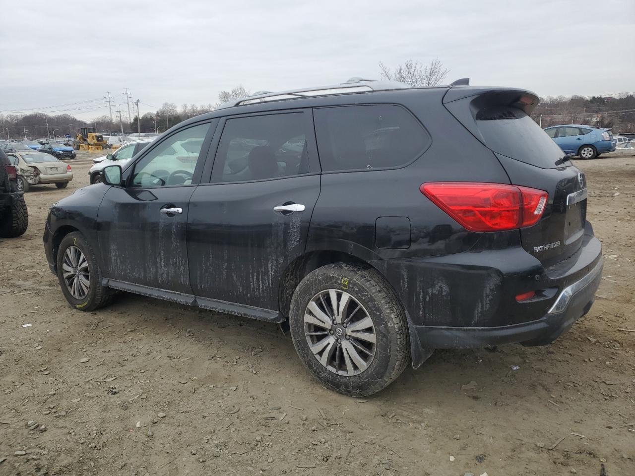 2019 NISSAN PATHFINDER - Фото 2