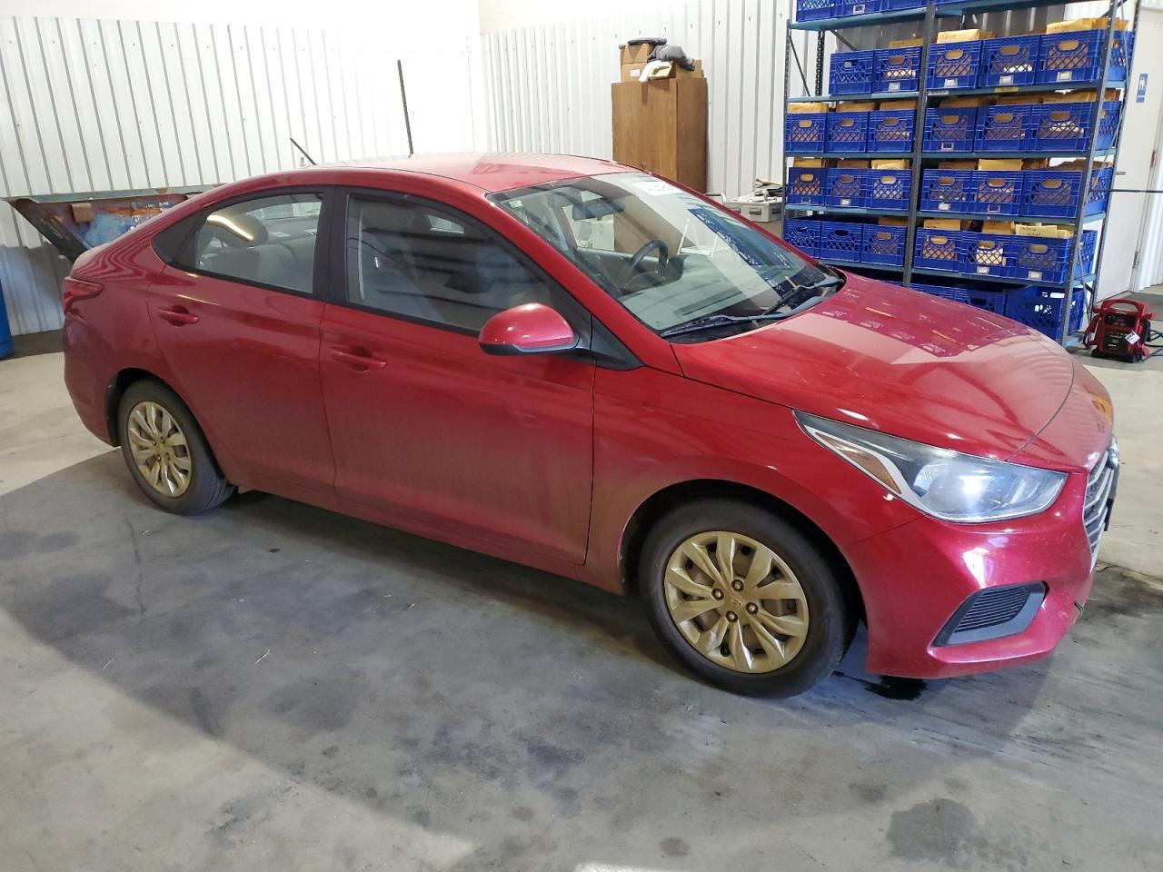 2019 HYUNDAI ACCENT SE - Image 4