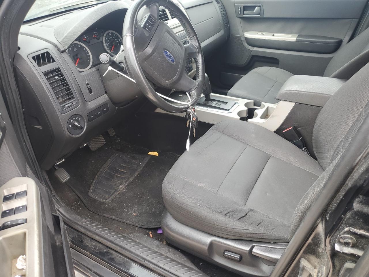 2010 FORD ESCAPE XLT - Image 7