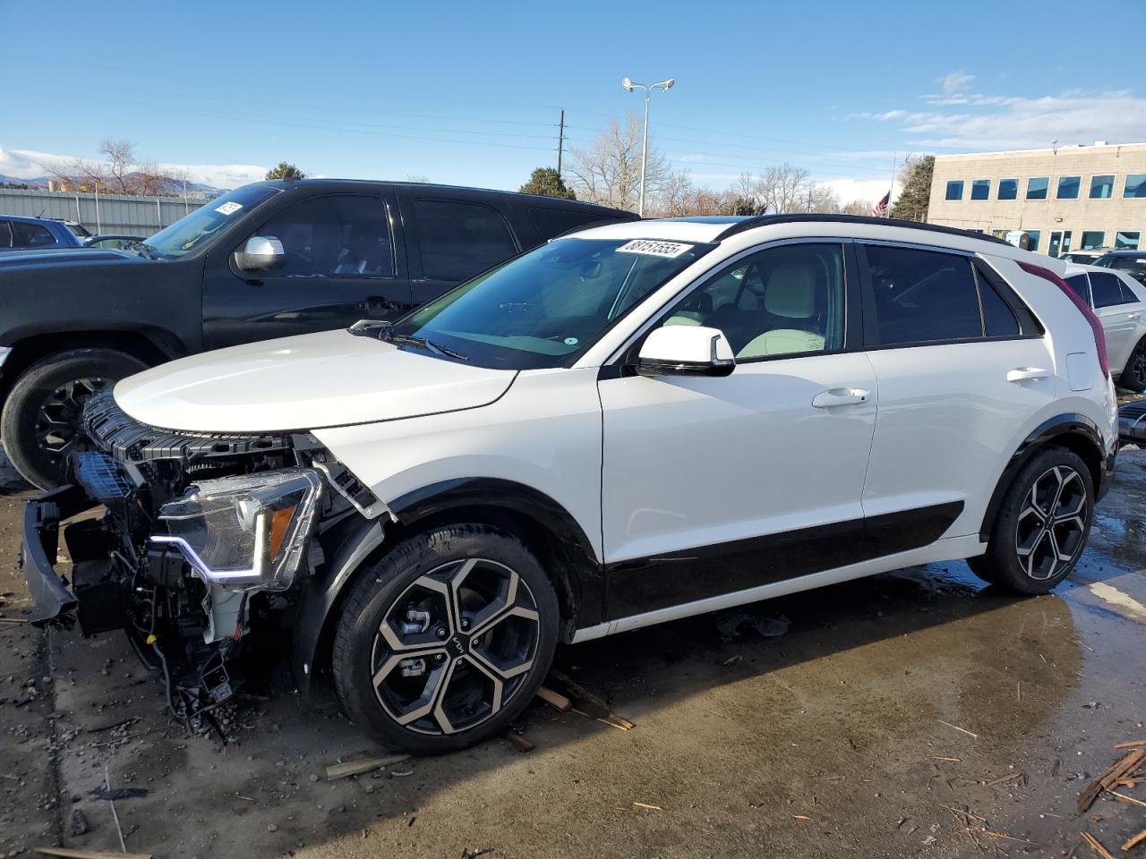 2023 KIA NIRO EX