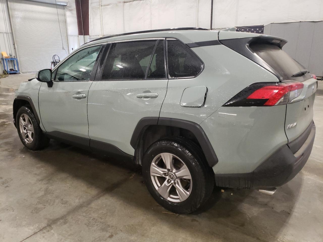 2022 TOYOTA RAV4 XLE - Image 2