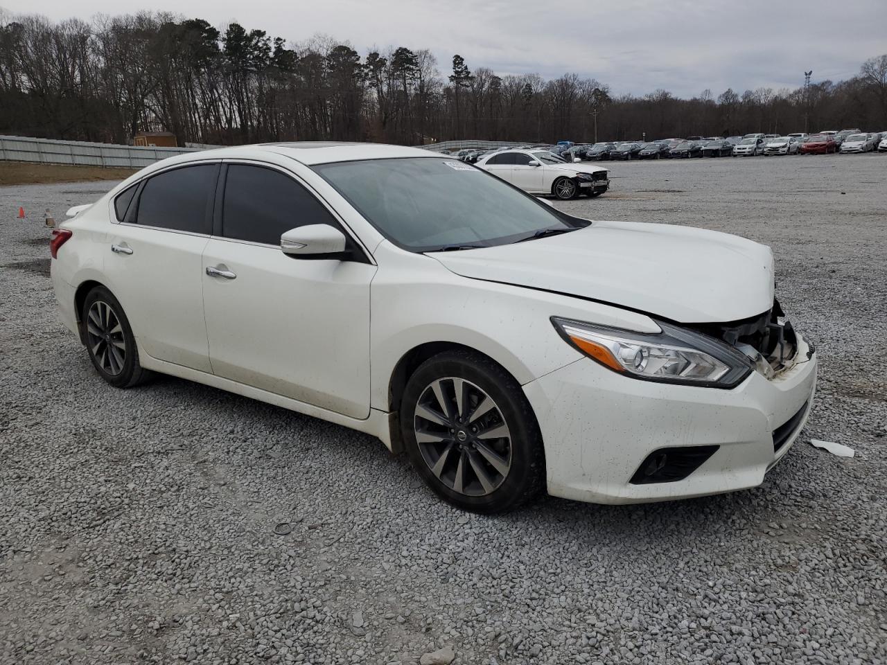 2017 NISSAN ALTIMA 2.5 - Фото 4