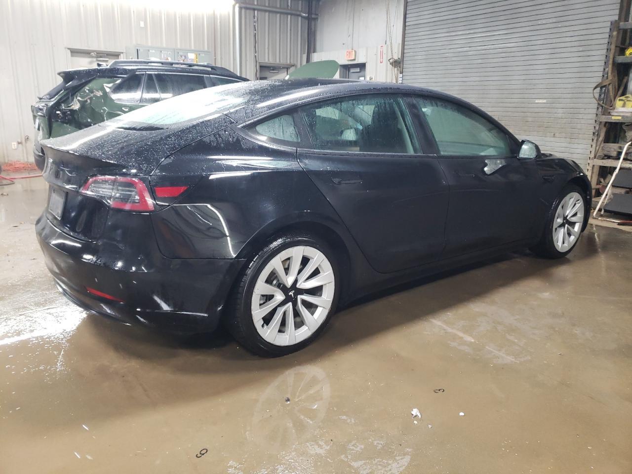 2022 TESLA MODEL 3 - Image 3