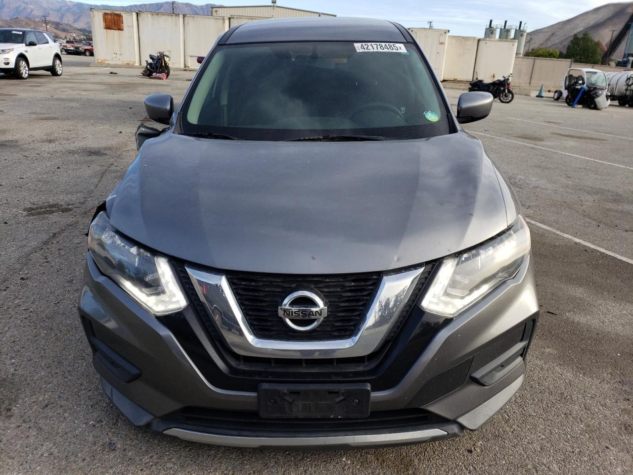 2017 NISSAN ROGUE SL A - Фото 5