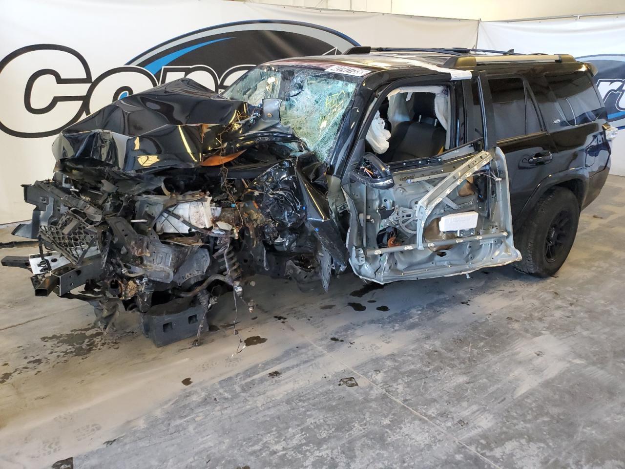 2022 TOYOTA 4RUNNER SR