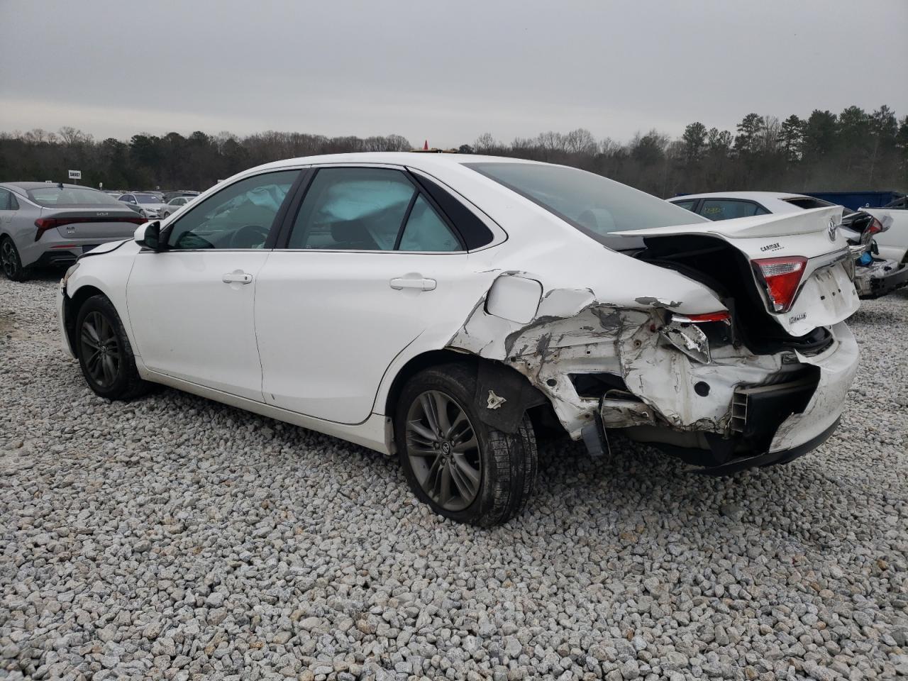 2017 TOYOTA CAMRY LE - Фото 2