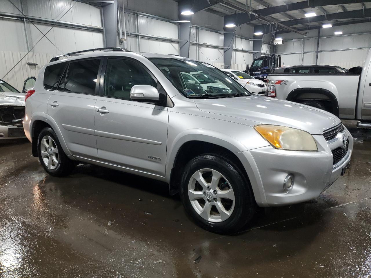 2011 TOYOTA RAV4 LIMIT - Фото 4