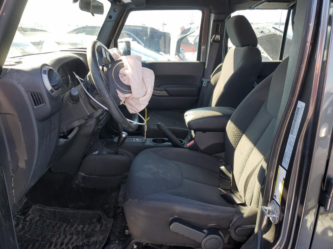 2017 JEEP WRANGLER U - Image 7