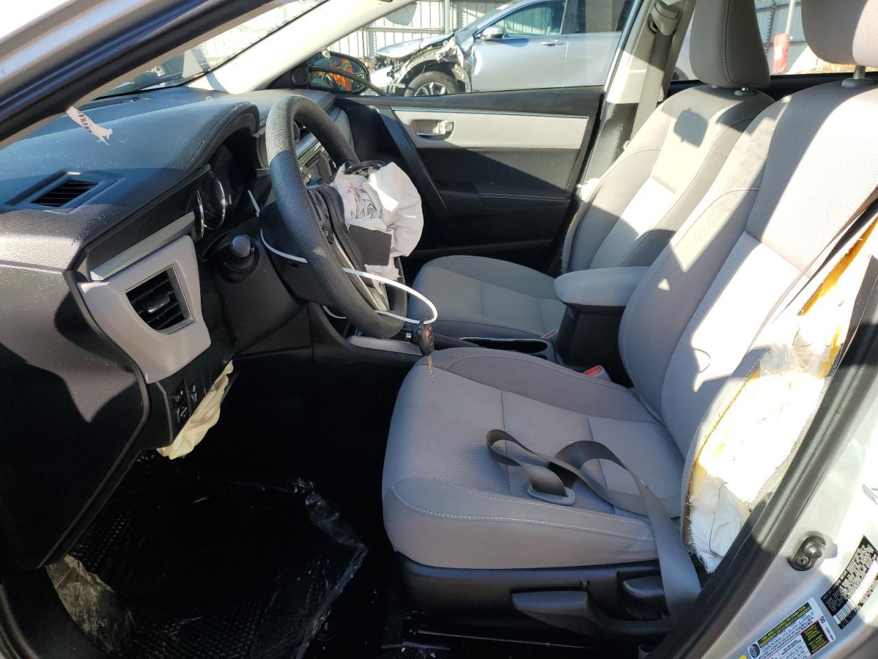 2015 TOYOTA COROLLA L - Image 7