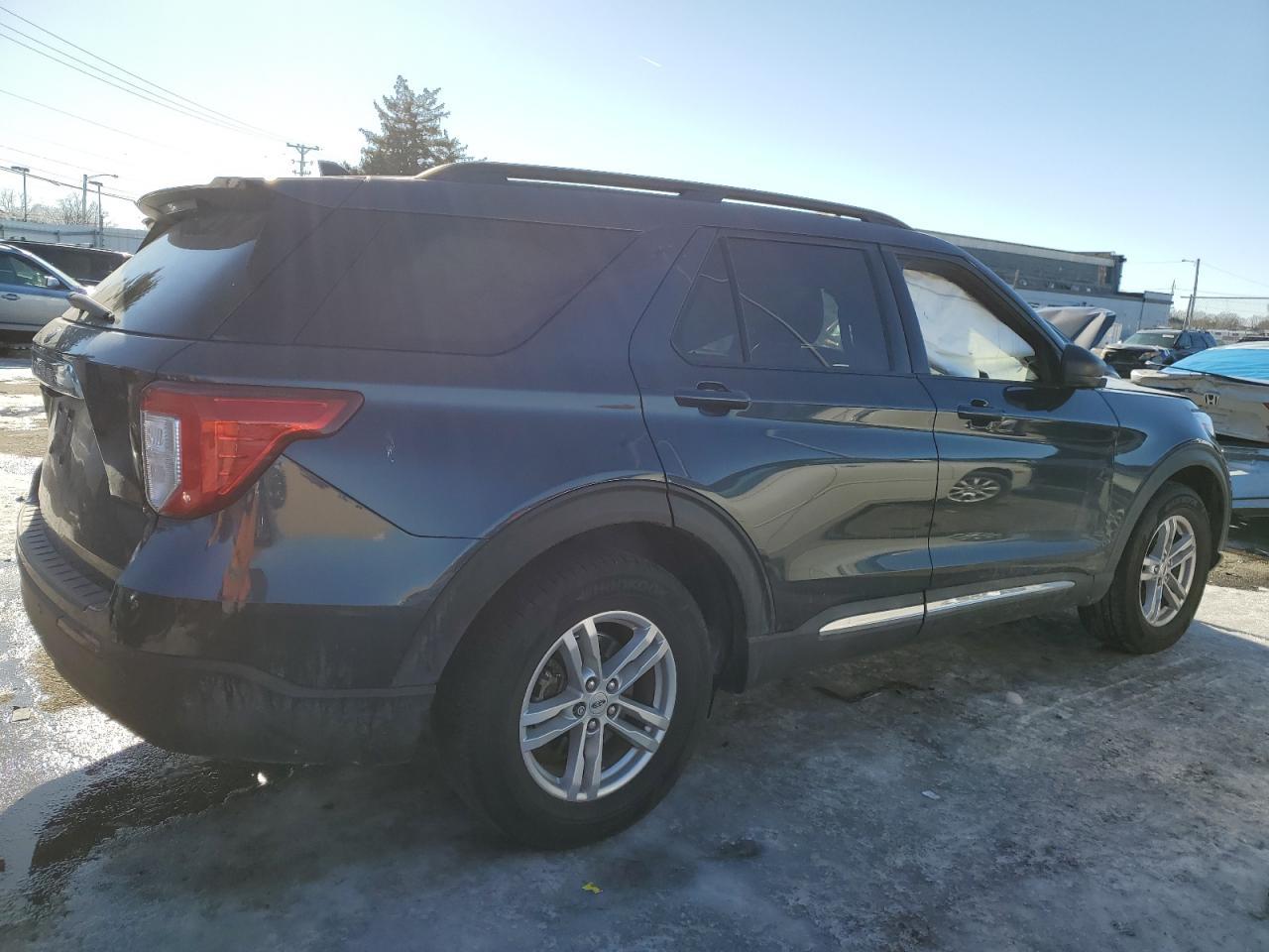 2022 FORD EXPLORER X - Фото 3