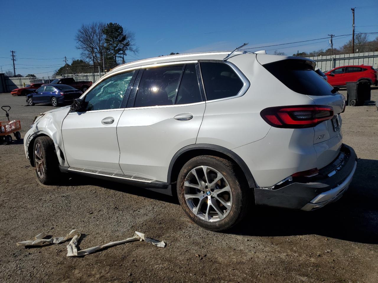 2023 BMW X5 XDRIVE4 - Фото 2