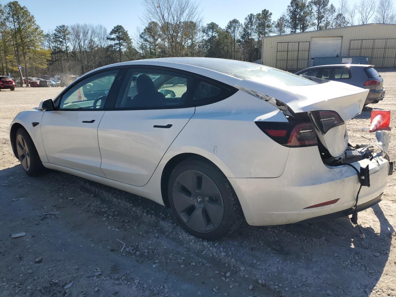 2023 TESLA MODEL 3 - Image 2