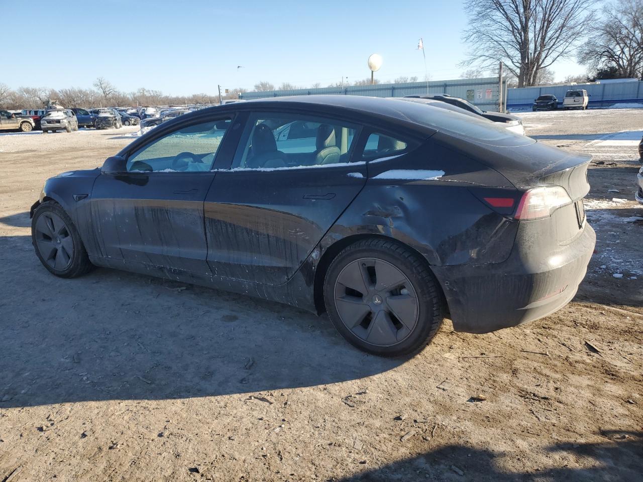 2022 TESLA MODEL 3 - Image 2