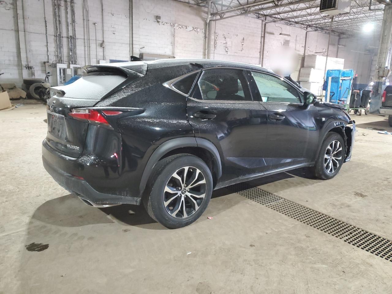 2017 LEXUS NX 200T BA - Фото 3